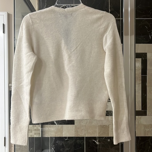 Banana Republic ivory sweater, size S, NWT. - Picture 5 of 7